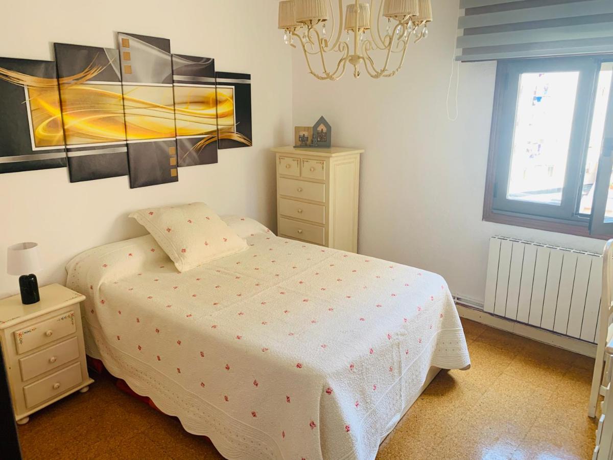 Apartamento Bc Castro Urdialesアパートメント エクステリア 写真